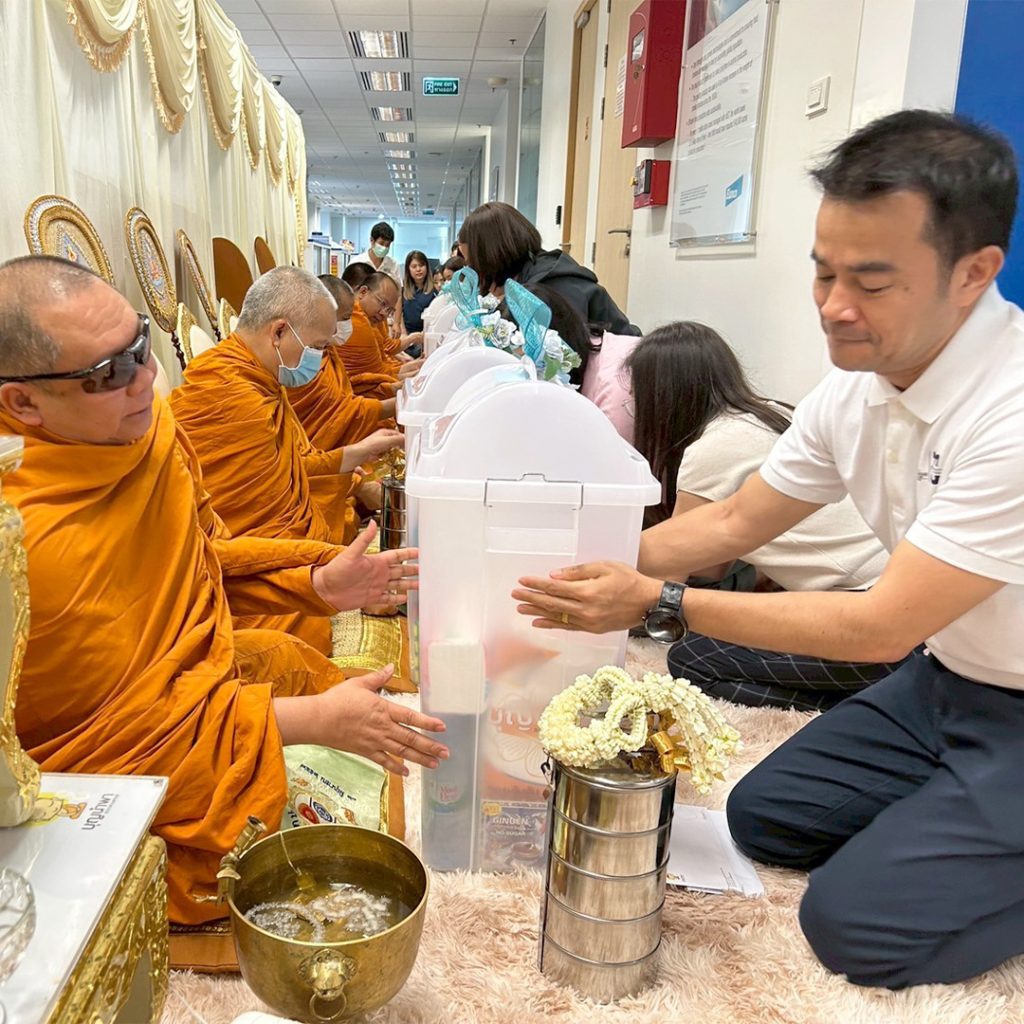 รับจัดงานบุญ